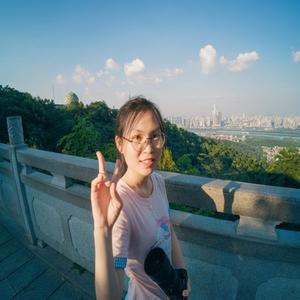 阚旦娅